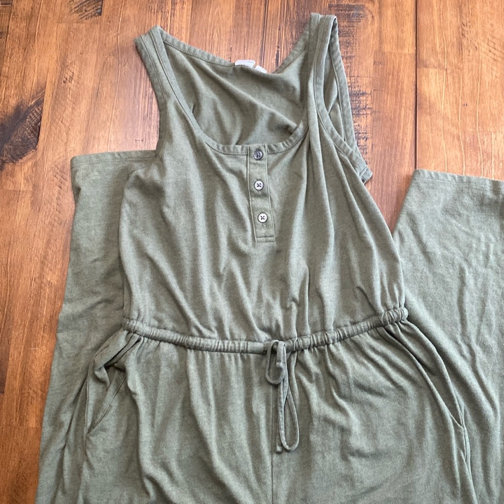 Gap size small jumpsuit. Olive color.